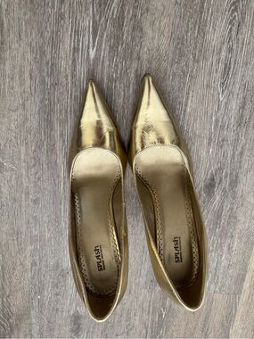 Splash Metallic Gold Pointed-Toe Women’s Heels